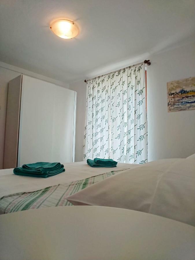 Apartments Rogocana Labin  Exterior photo